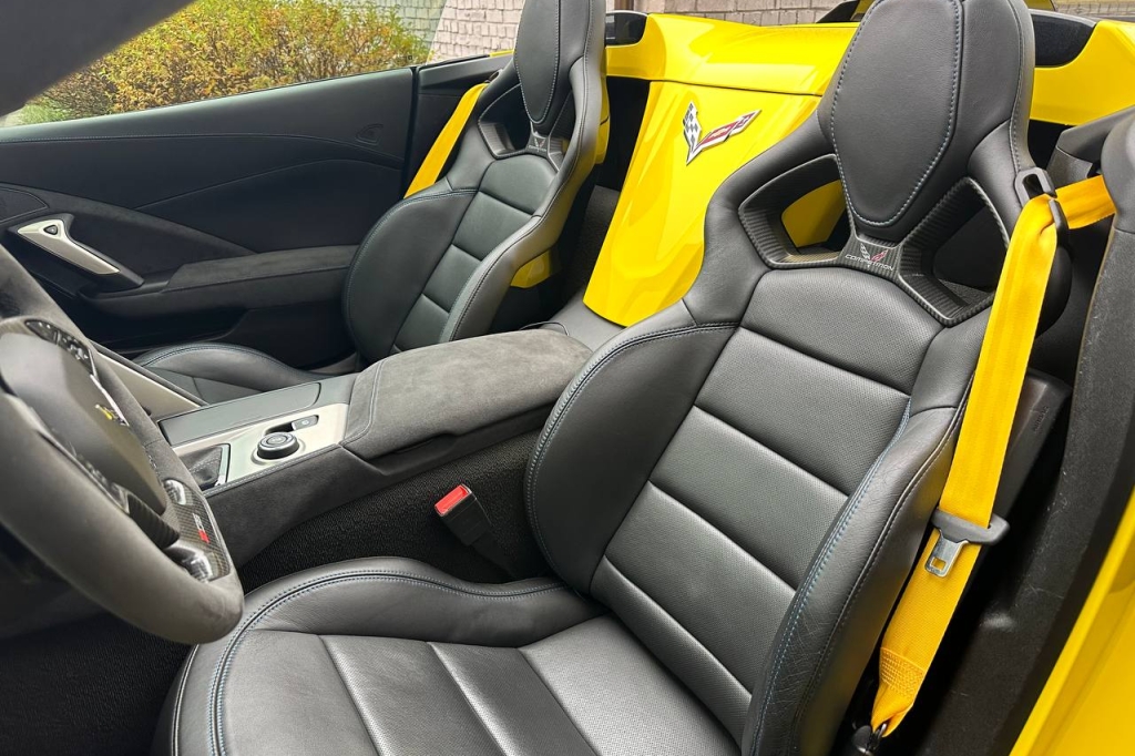 Chevrolet Corvette Z06 2018 фото 19