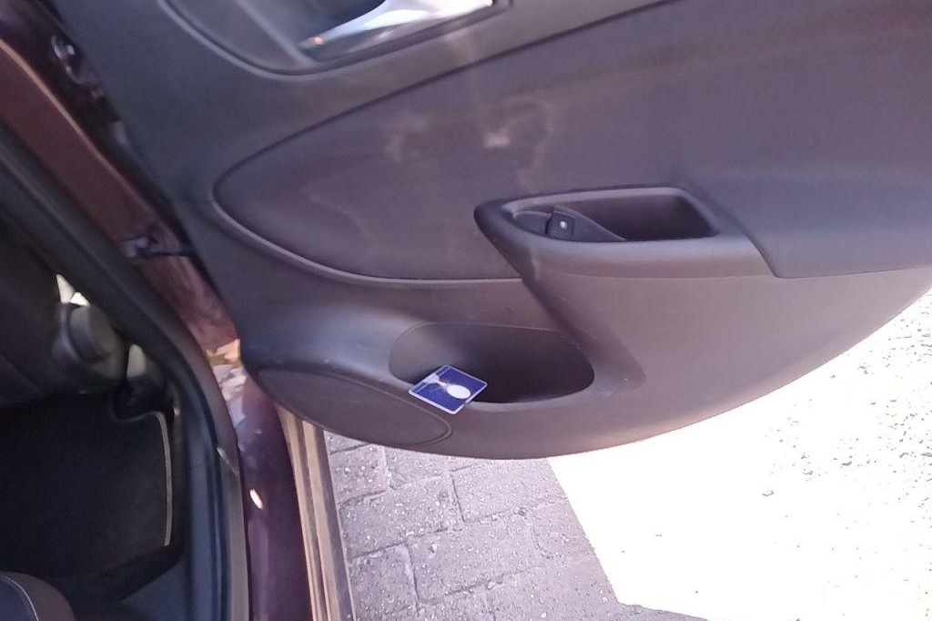 Opel Astra 2019 photo 39