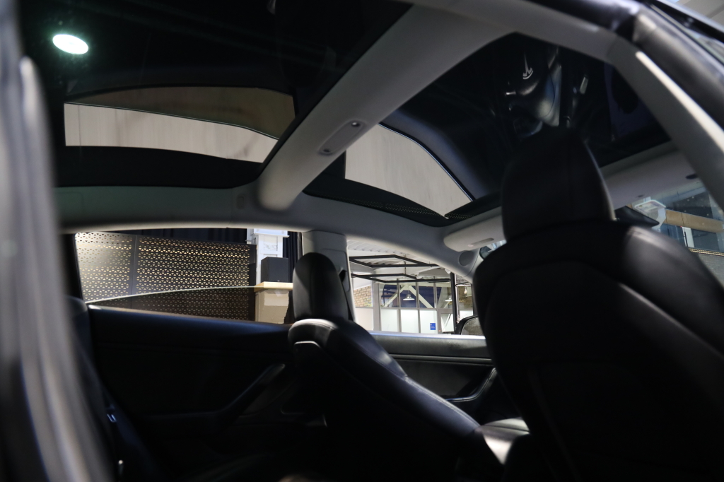 Tesla Model 3 2019 фото 44