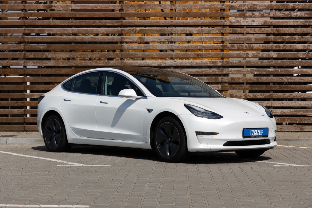 Tesla Model 3 Standart Plus 2019 photo 3