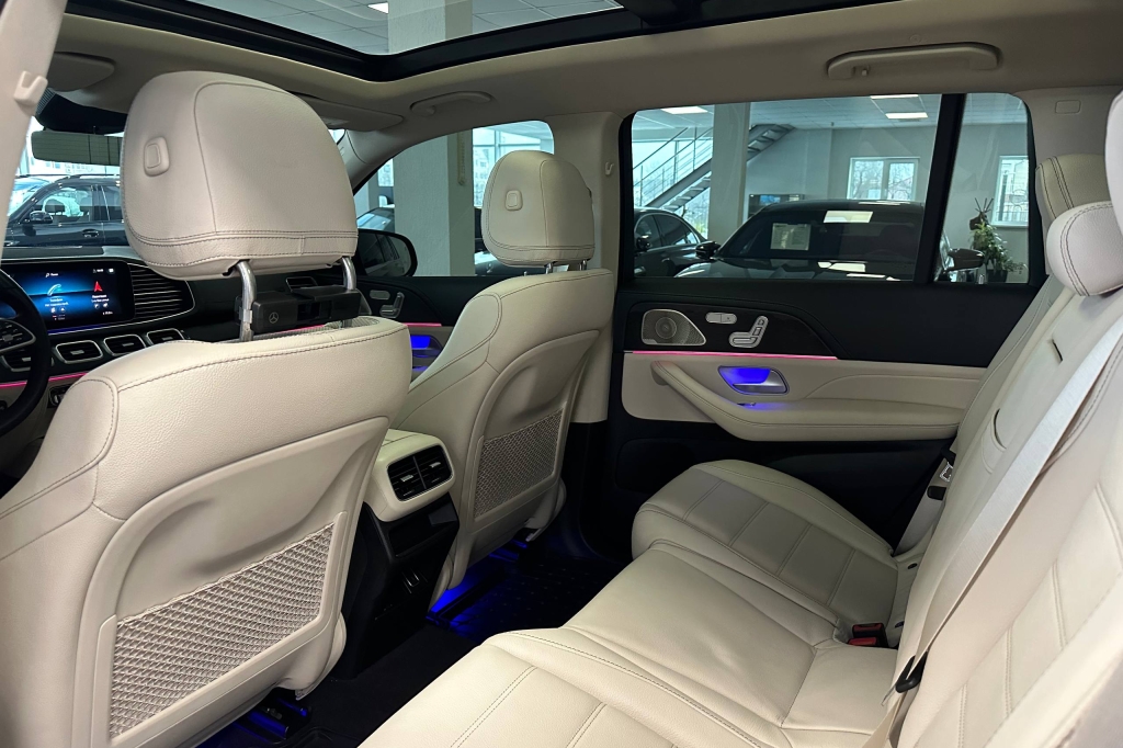 Mercedes-Benz GLS-Class 400d 2022 photo 14