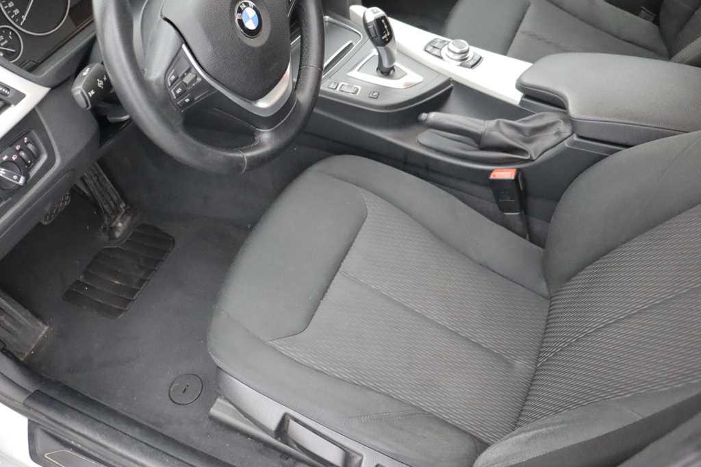 BMW 3er Touring 2017 фото 17