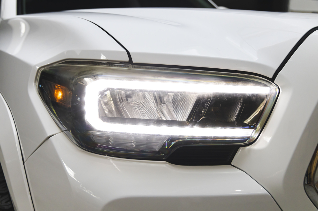 Toyota Tacoma 2018 фото 4