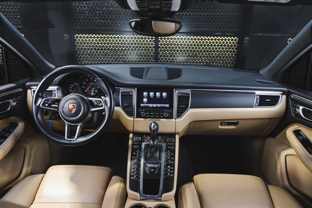 Porsche Macan 2016 фото 35