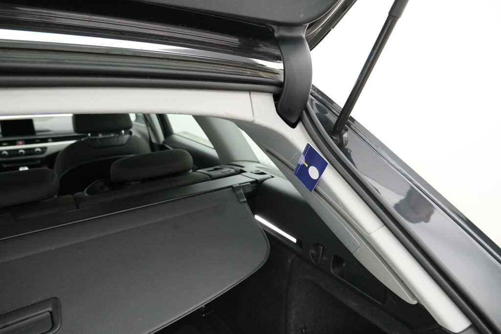 Audi A4 Avant 2016 photo 37