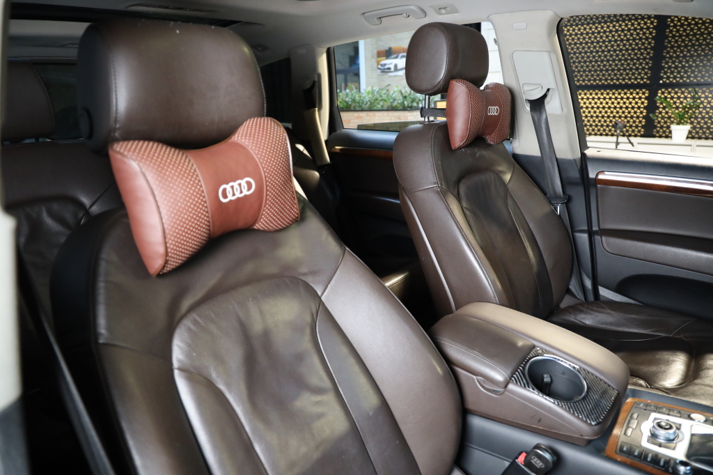 Audi Q7 2015 фото 22