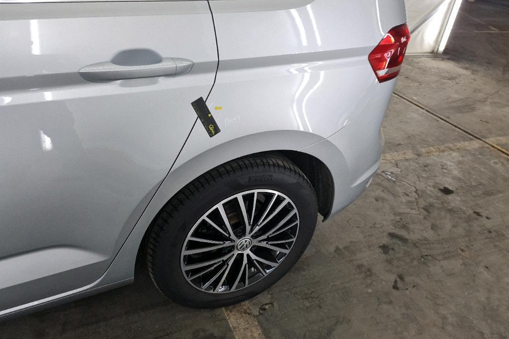 Volkswagen Touran 2020 фото 18