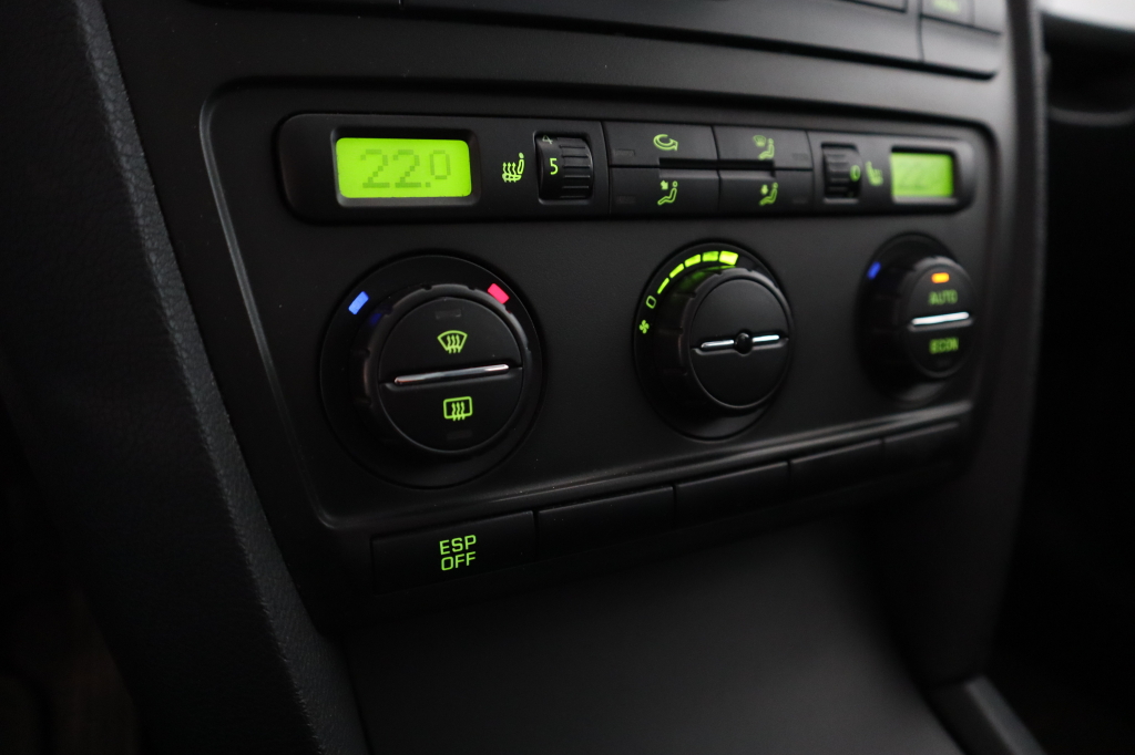 Skoda Octavia A5 MPI photo 12