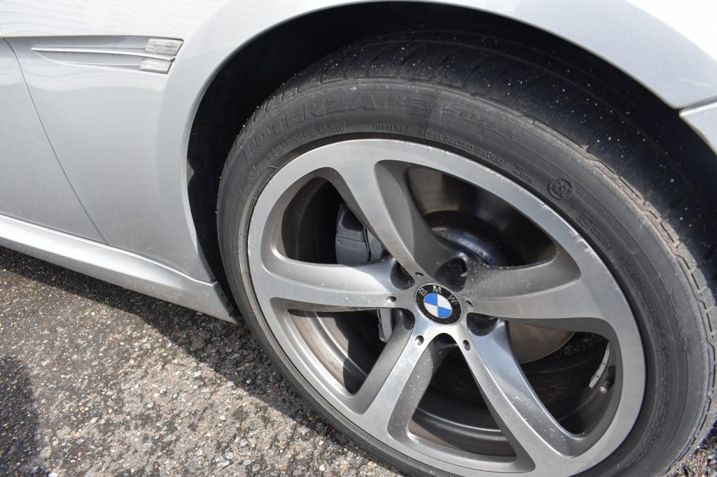 BMW 6 Series 2010 фото 12