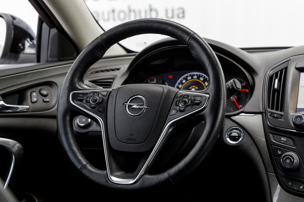 Opel Insignia 2014 фото 31