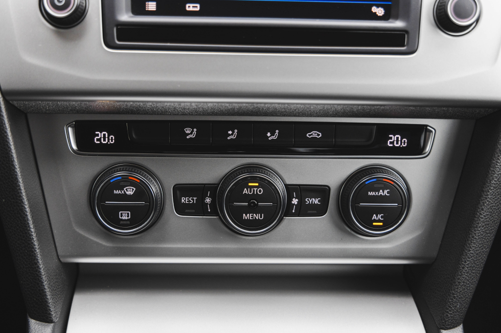 Volkswagen Passat 2016 фото 22