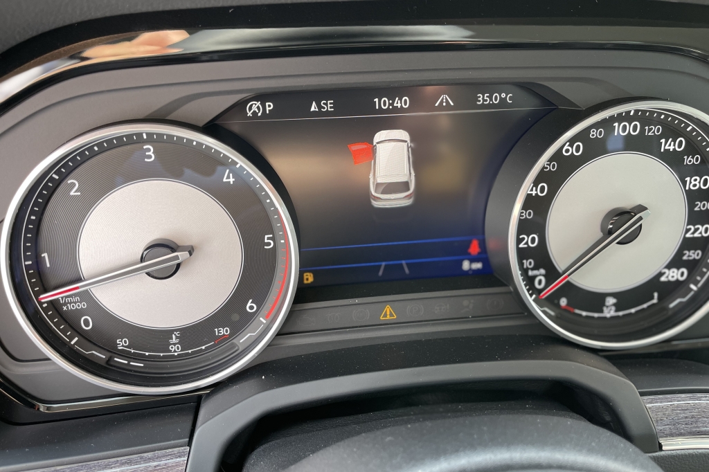 Volkswagen Touareg Silver 3.0TDI 2021 photo 9