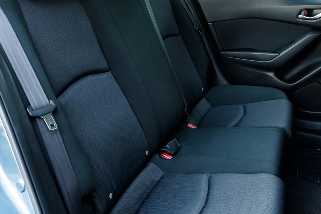 Mazda 3 SV 2014 photo 2