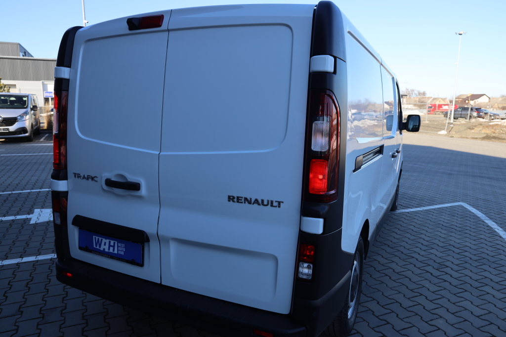 Renault Trafic 2023 фото 5