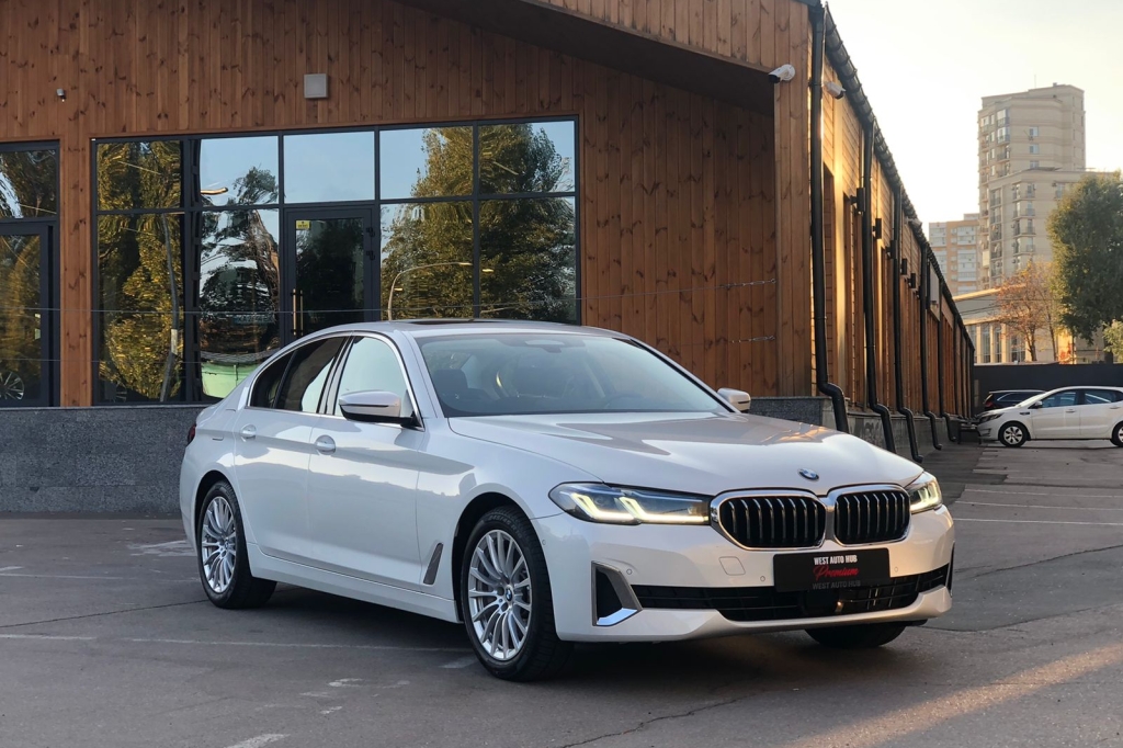 BMW 530 XDrive D 2020 фото 22
