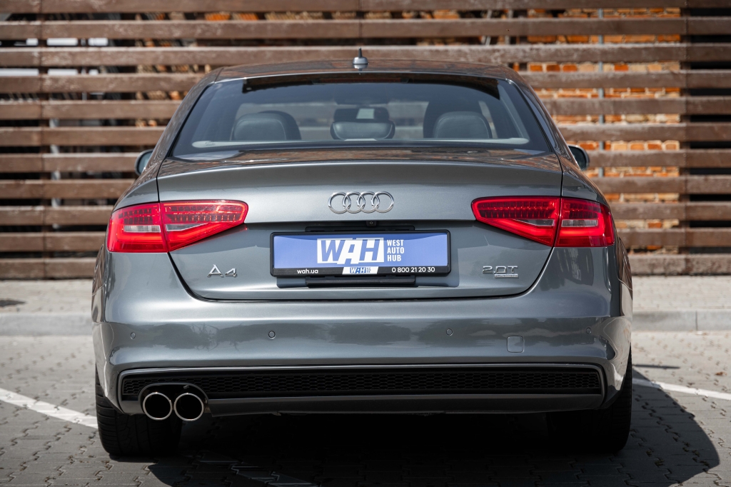 Audi A4 S line 2014 photo 9