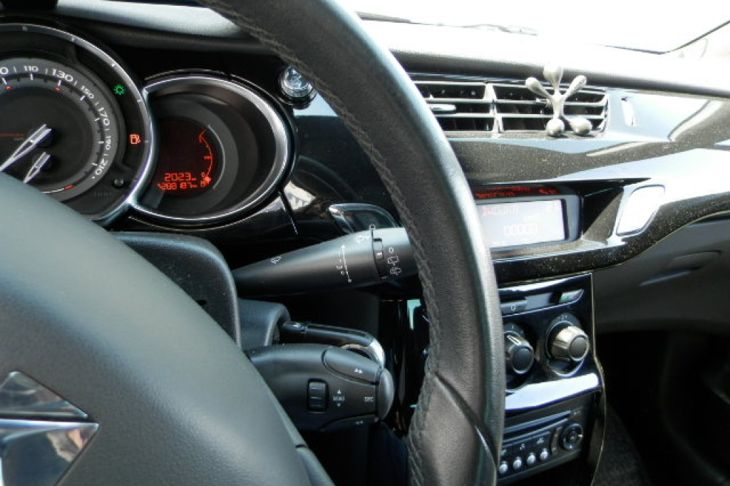 Citroen DS3 2011 photo 11