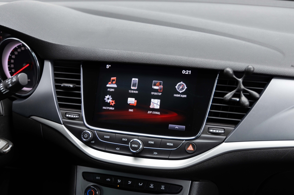 Opel Astra 2017 фото 20