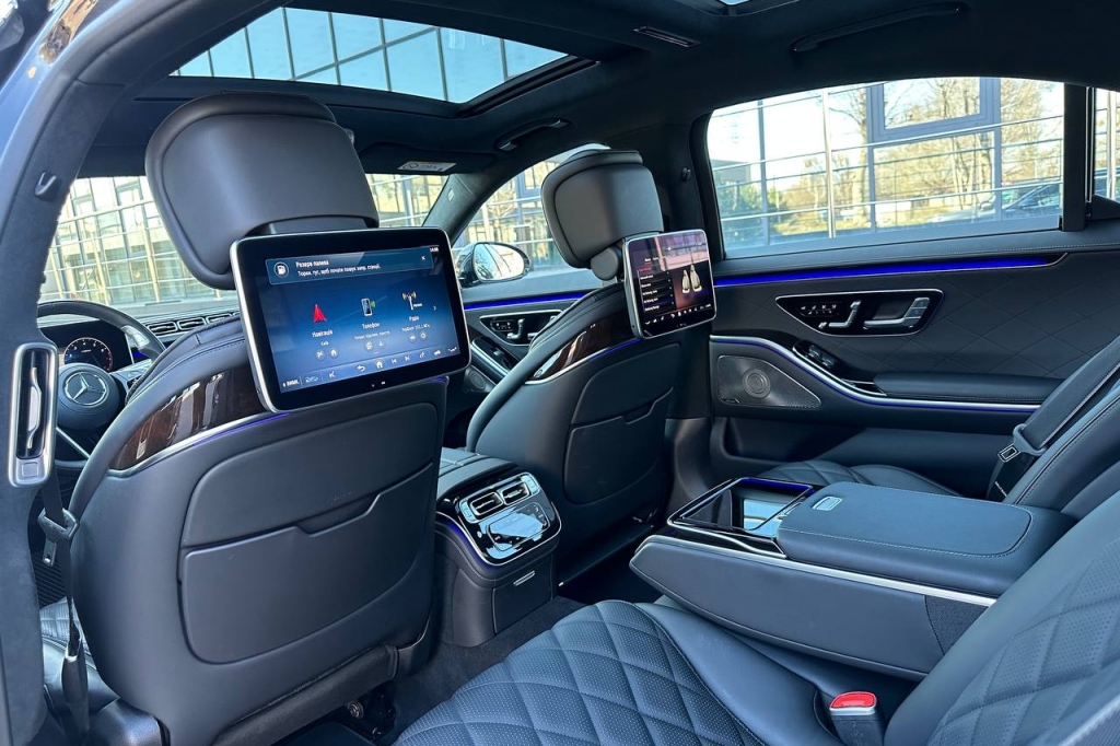 Mercedes-Benz S-Class 2024 фото 16