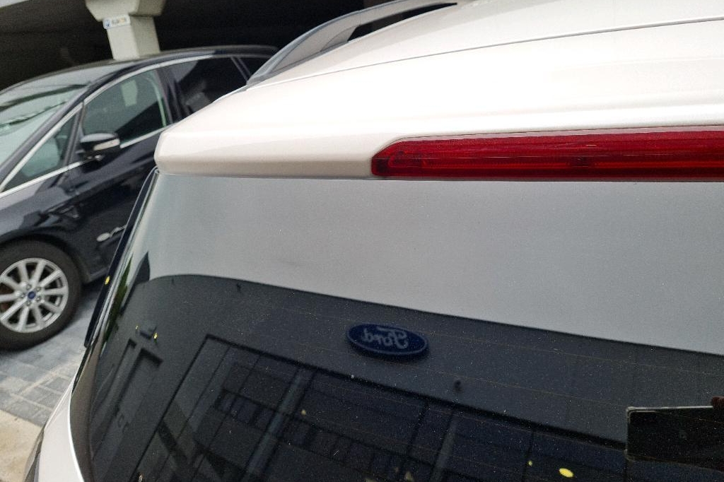 Ford Kuga 2019 фото 8