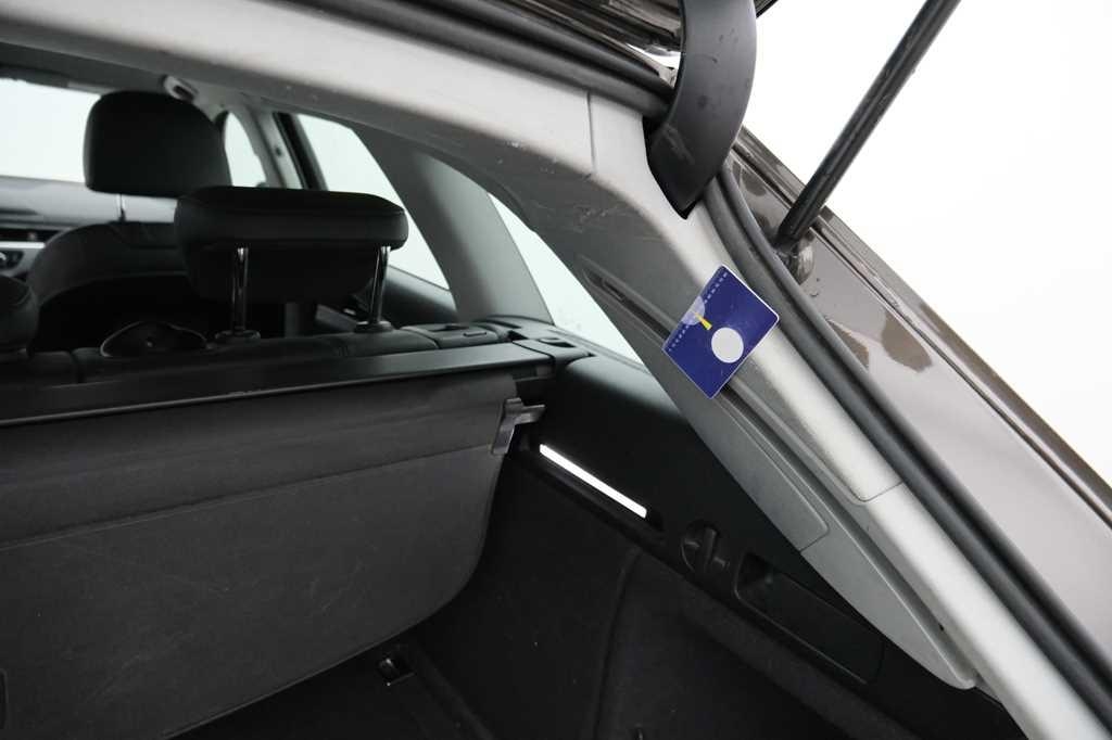 Audi A4 Avant 2016 photo 18