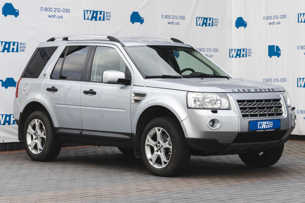 Land Rover Freelander 2010 фото 4