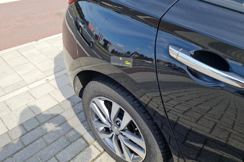 Hyundai i30 2017 photo 13