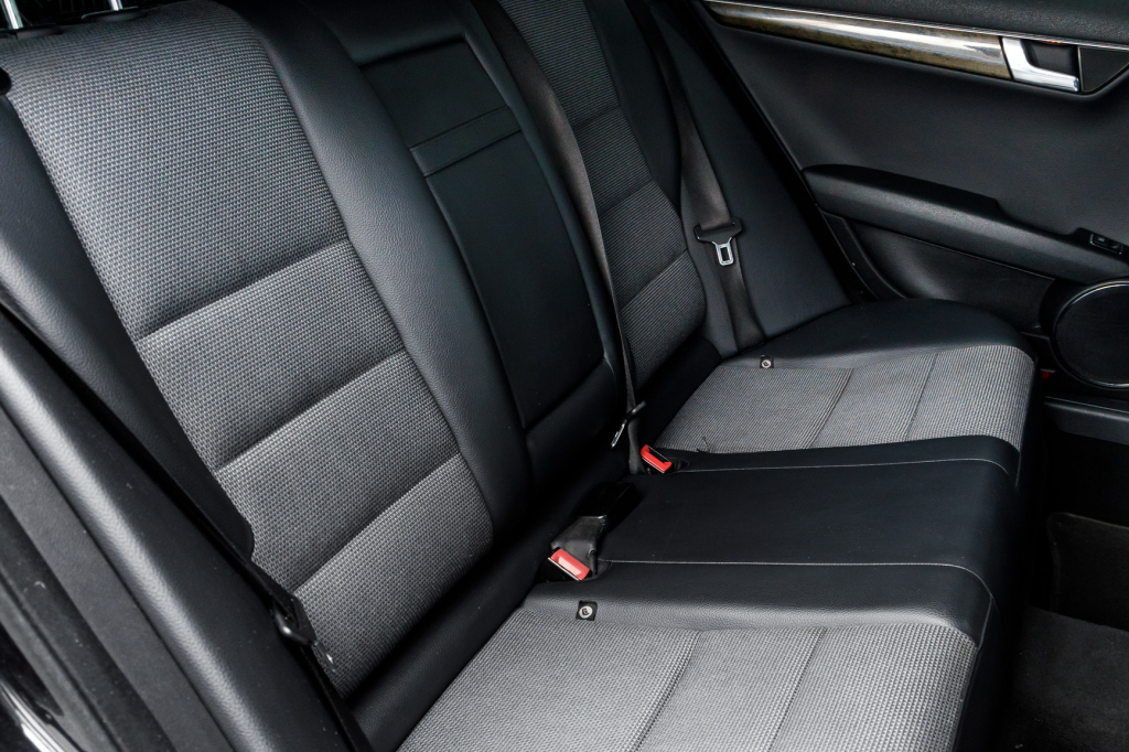 Mercedes-Benz C 220 Avantgarde 2008 photo 15