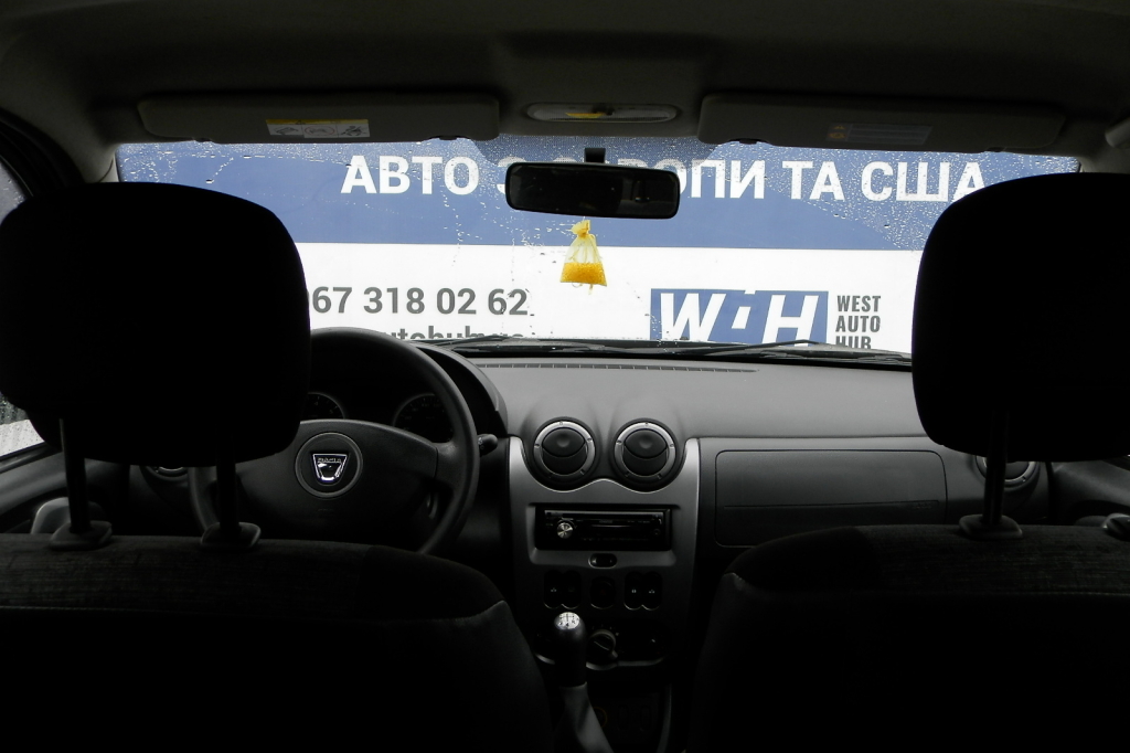Dacia Duster 2011 фото 7