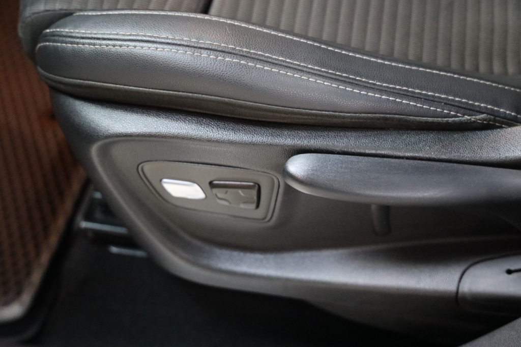 Renault Scenic 2017 фото 22