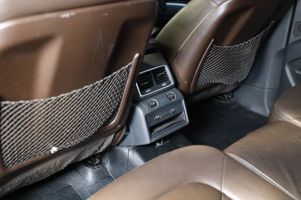 Audi Q7 2015 фото 13