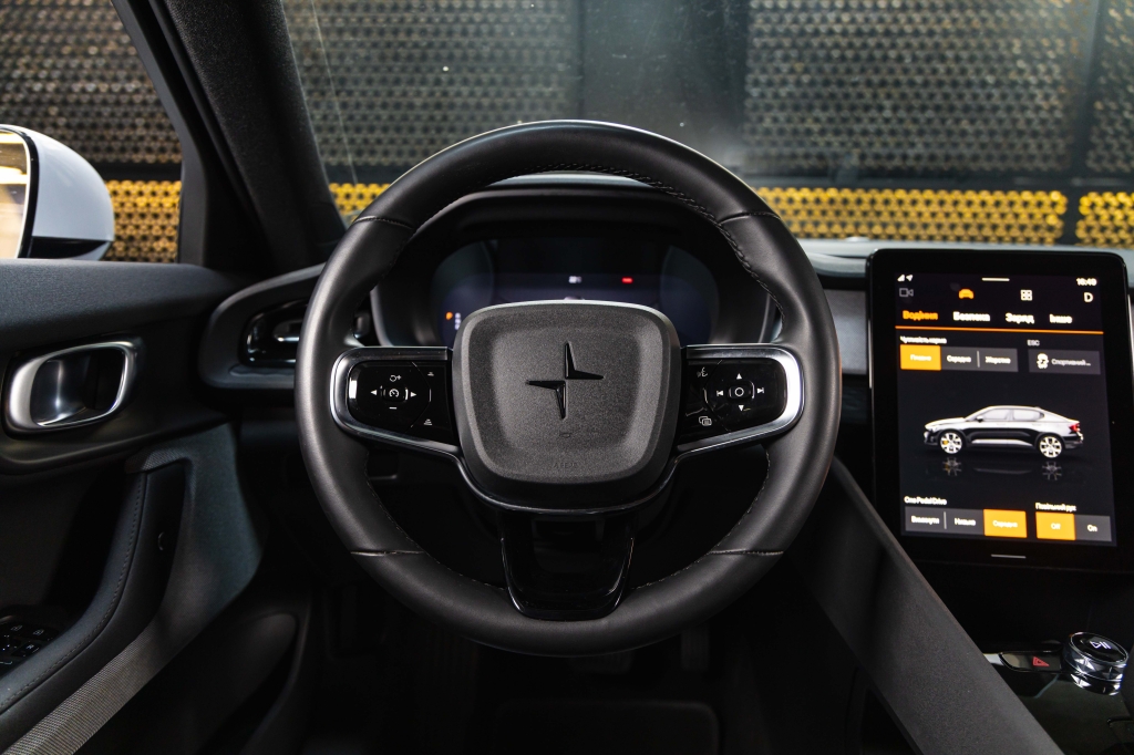 Polestar 2 2022 фото 22