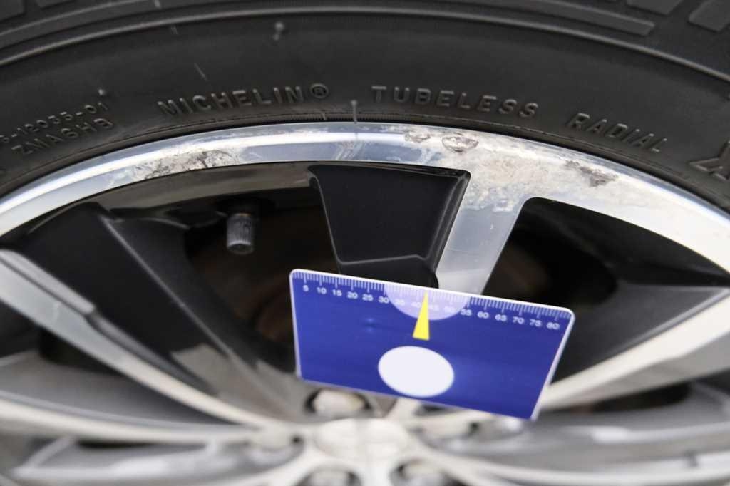 Peugeot 308 2016 фото 16