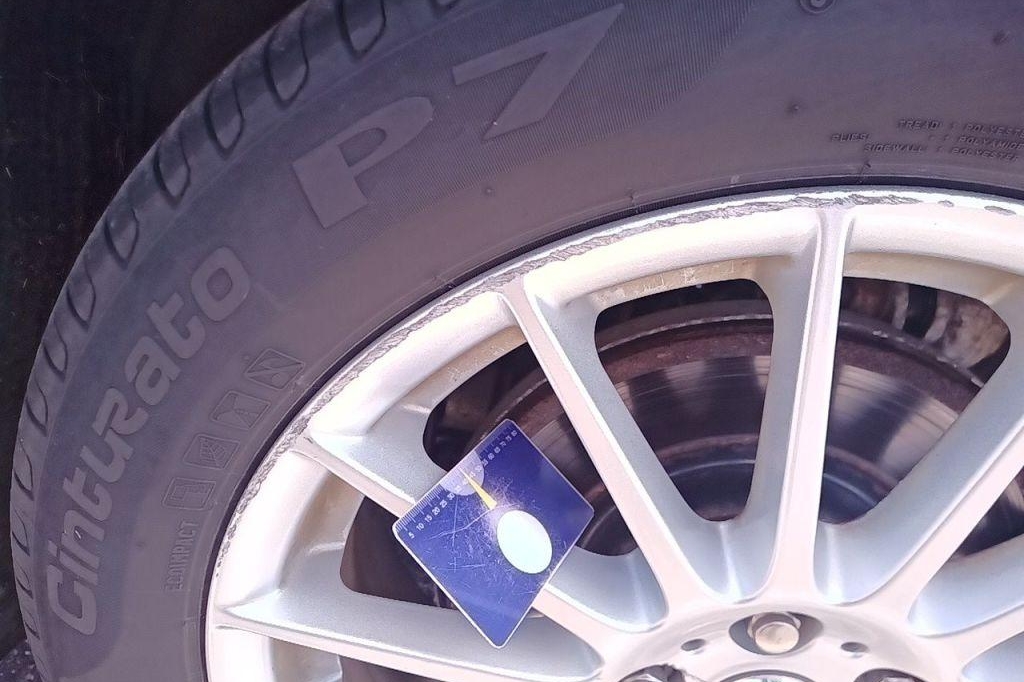 Jaguar XE 2015 фото 30