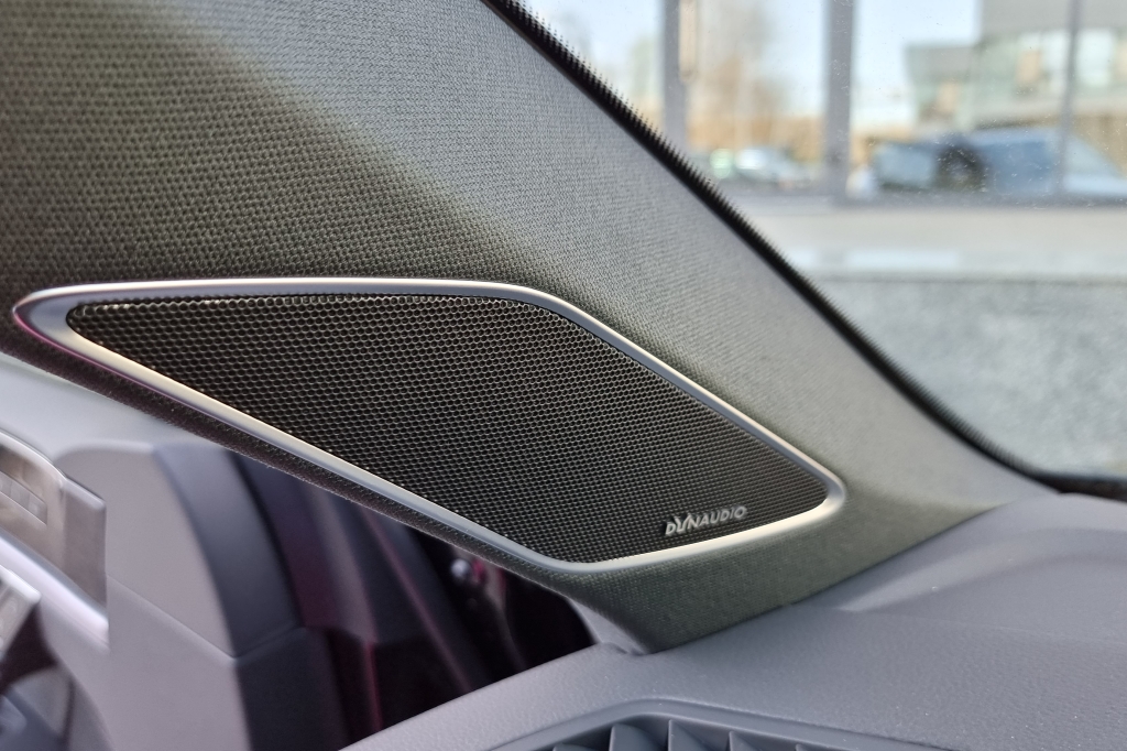 Volkswagen Touareg PLATINUM 2022 фото 19