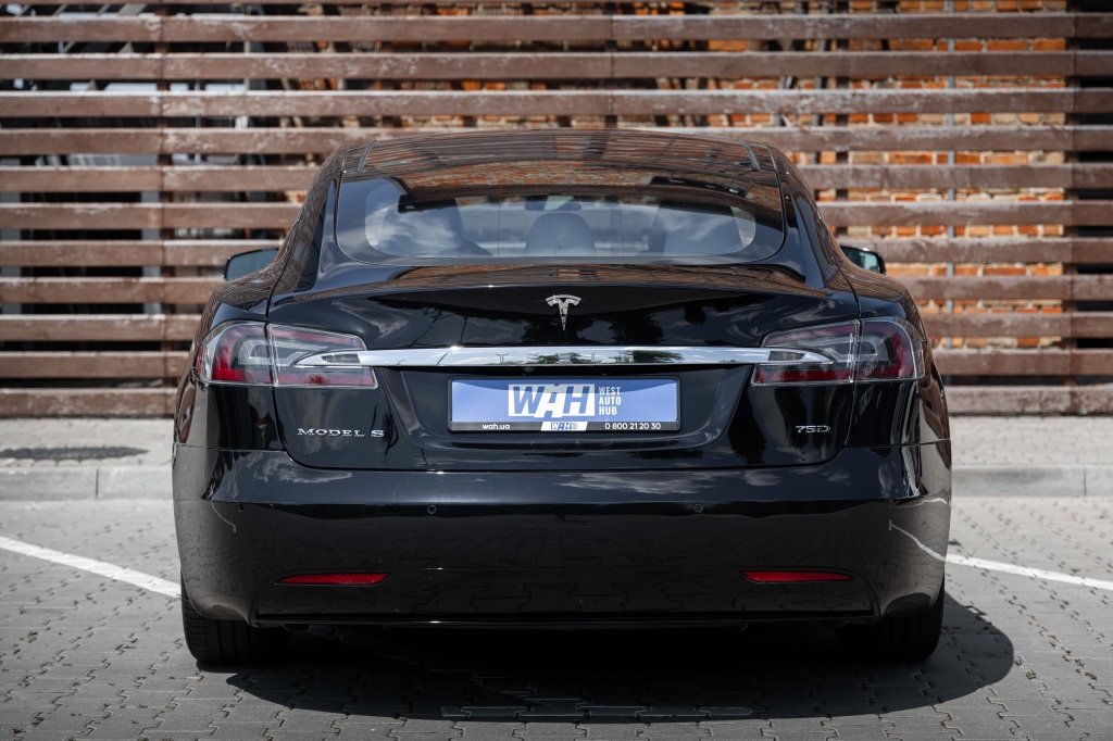 Tesla Model S 75D 2018 фото 8