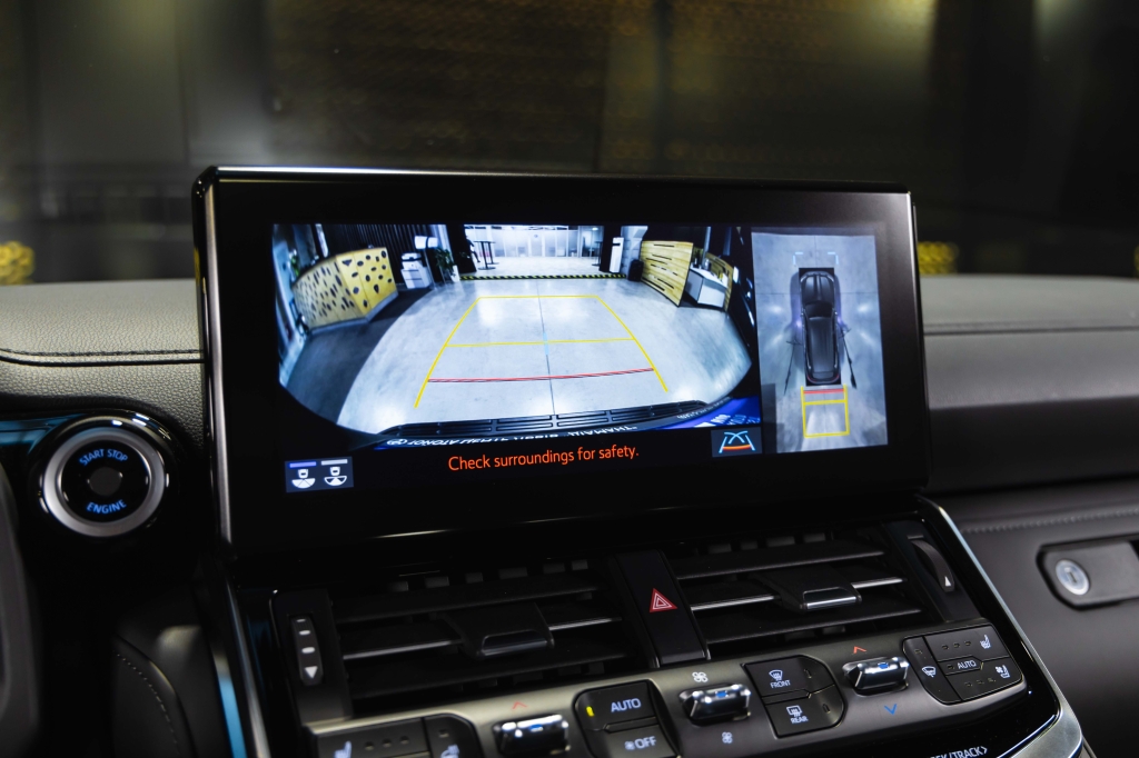 Toyota Land Cruiser GR 2023 фото 28