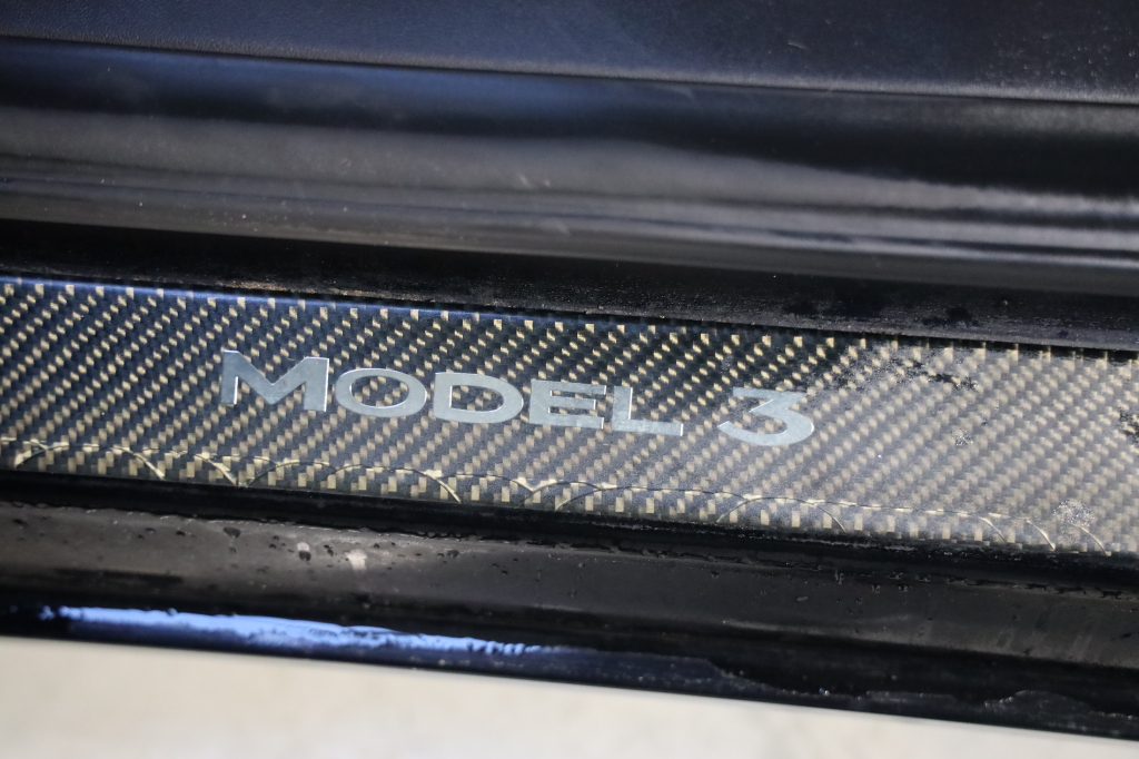 Tesla Model 3 2019 фото 26