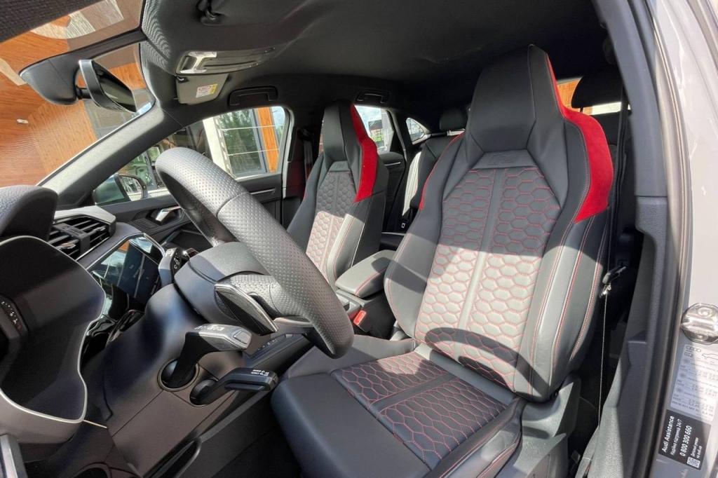 Audi RS Q3 Sportback 2022 фото 12