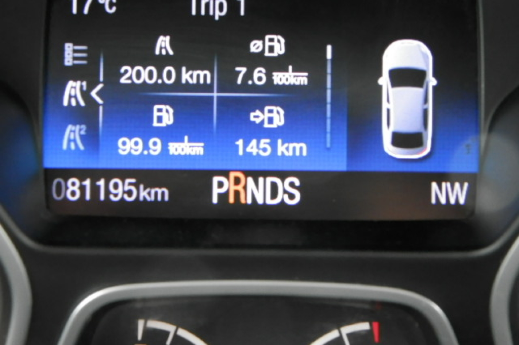 Ford Focus SE 2015 photo 9