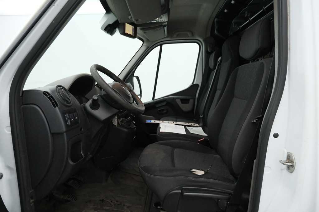 Opel Movano 2015 photo 2