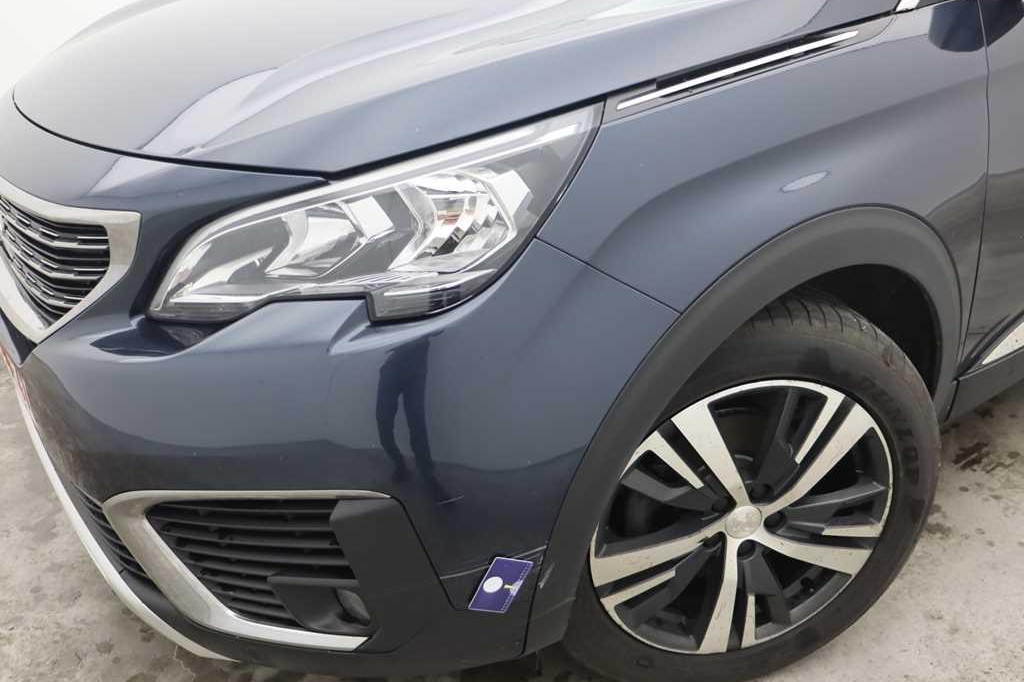 Peugeot 5008 2018 photo 54