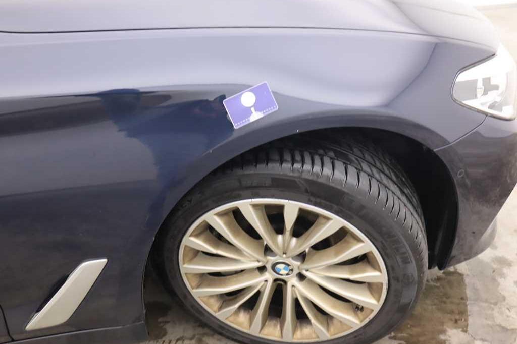 BMW 5er Touring 2017 photo 16