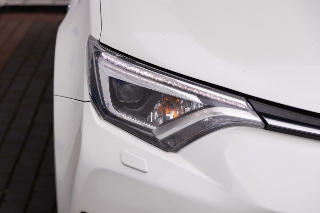 Toyota RAV4 Hybrid 2017 фото 5