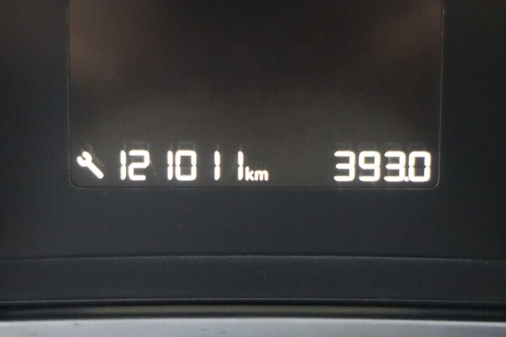 Peugeot 308 2016 фото 33