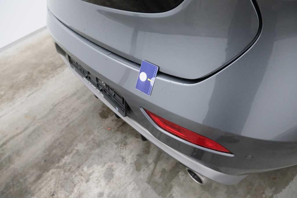 Volvo V40 2017 фото 30