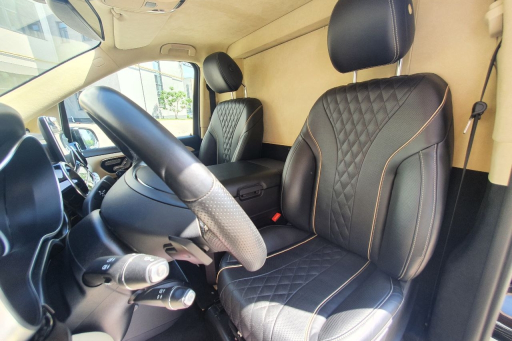 Mercedes-Benz V-Class 2019 фото 10