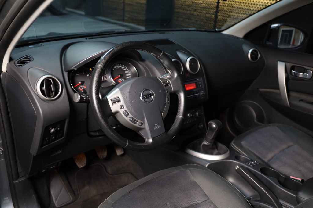 Nissan Qashqai 1.6 2013 фото 37