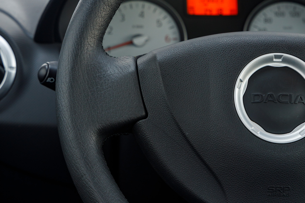 Dacia Logan 2009 photo 12