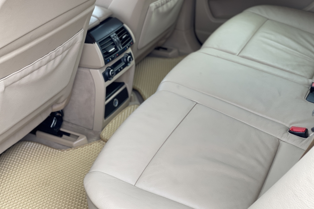 BMW X5 2008 photo 29